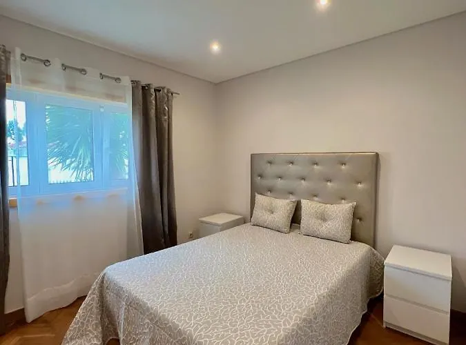 Nell&and&jess Nyaraló